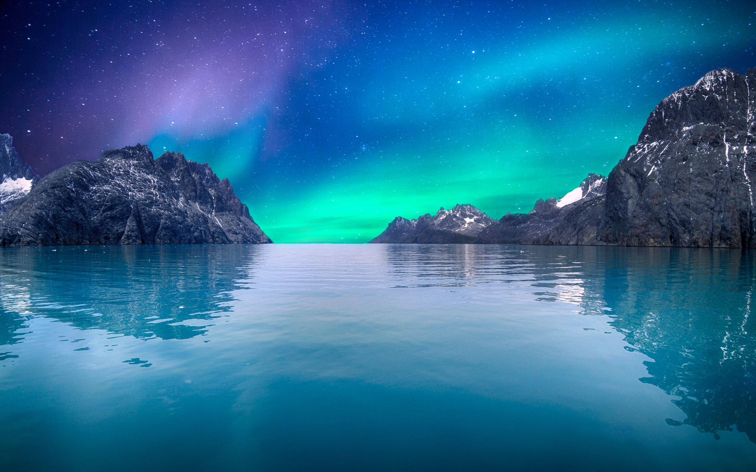 Aurora Borealis And Mountain Wallpapers