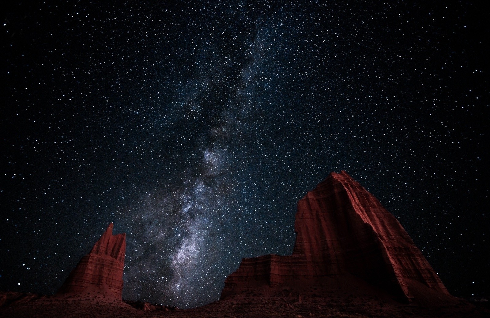 Desert Starry Night Wallpapers