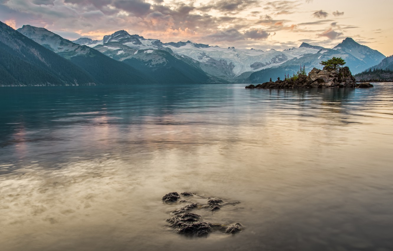 Garibaldi Lake Wallpapers