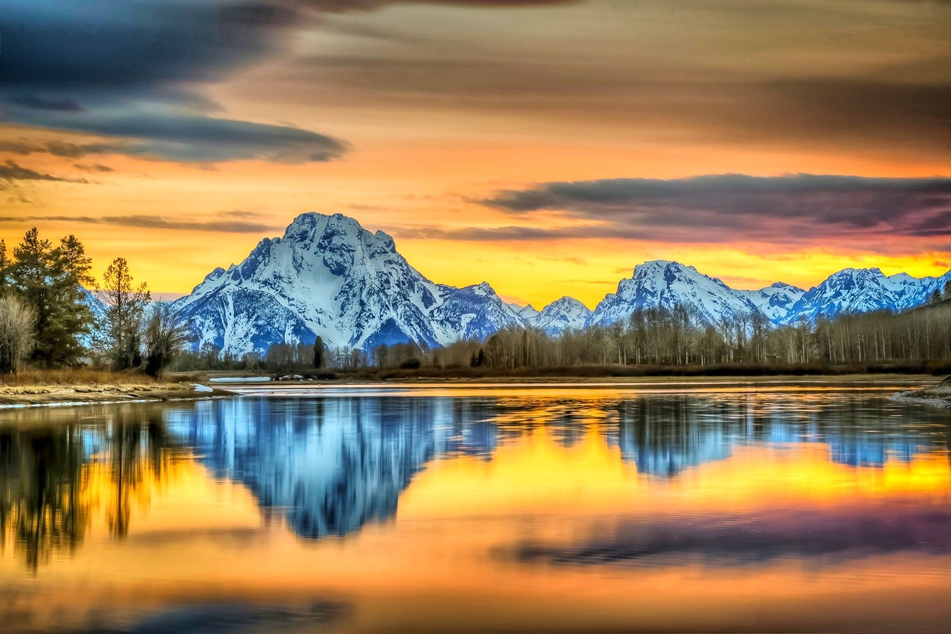 Horizon Lake Dawn And Mountains Wallpapers