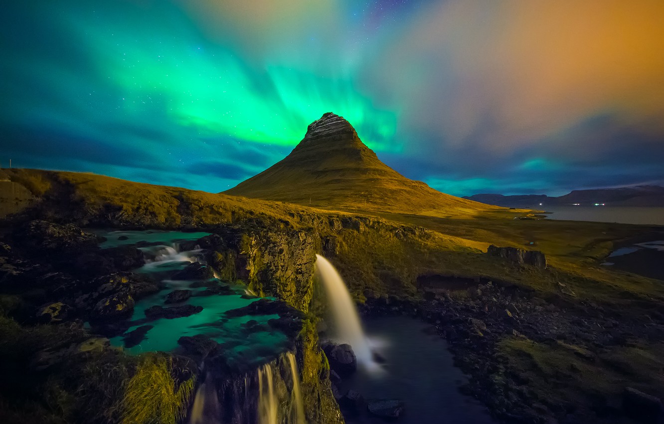 Iceland Aurora Borealis Wallpapers