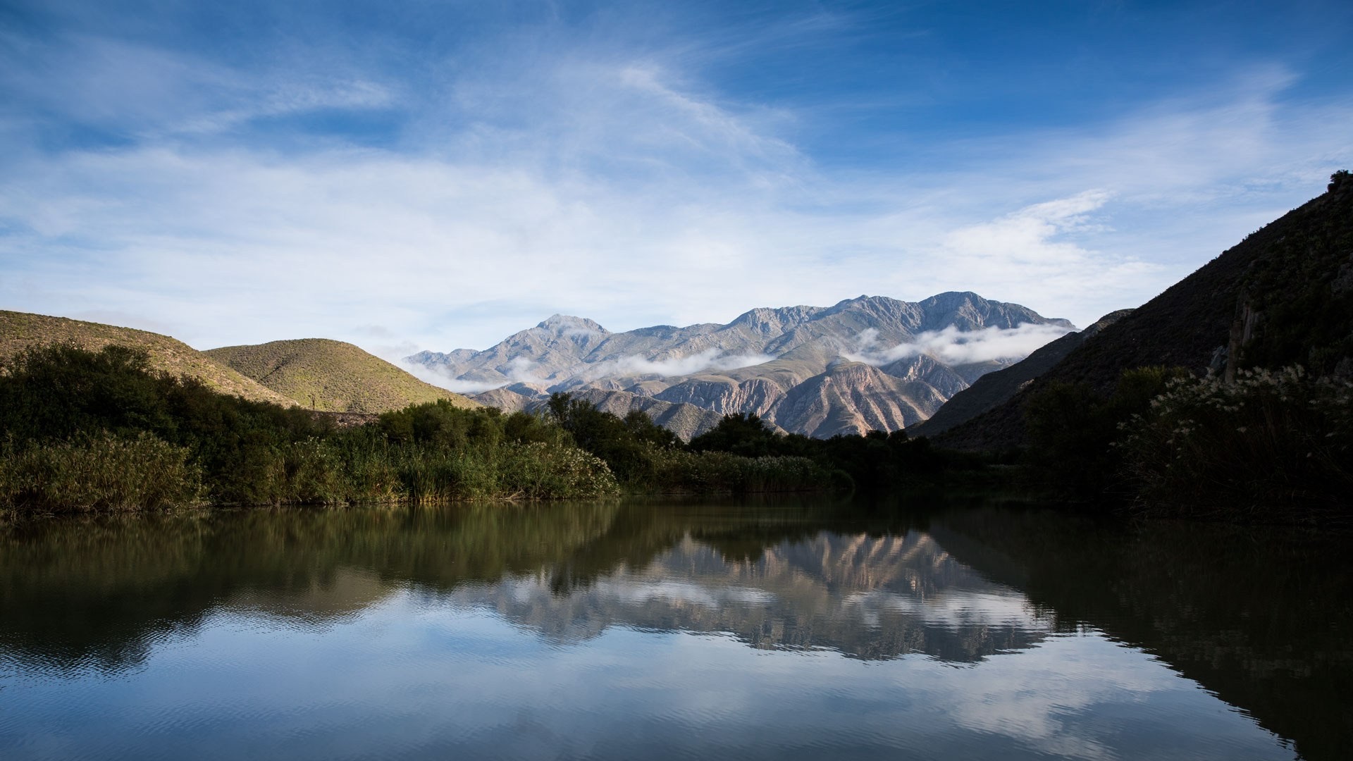 Little Britain Lake Wallpapers