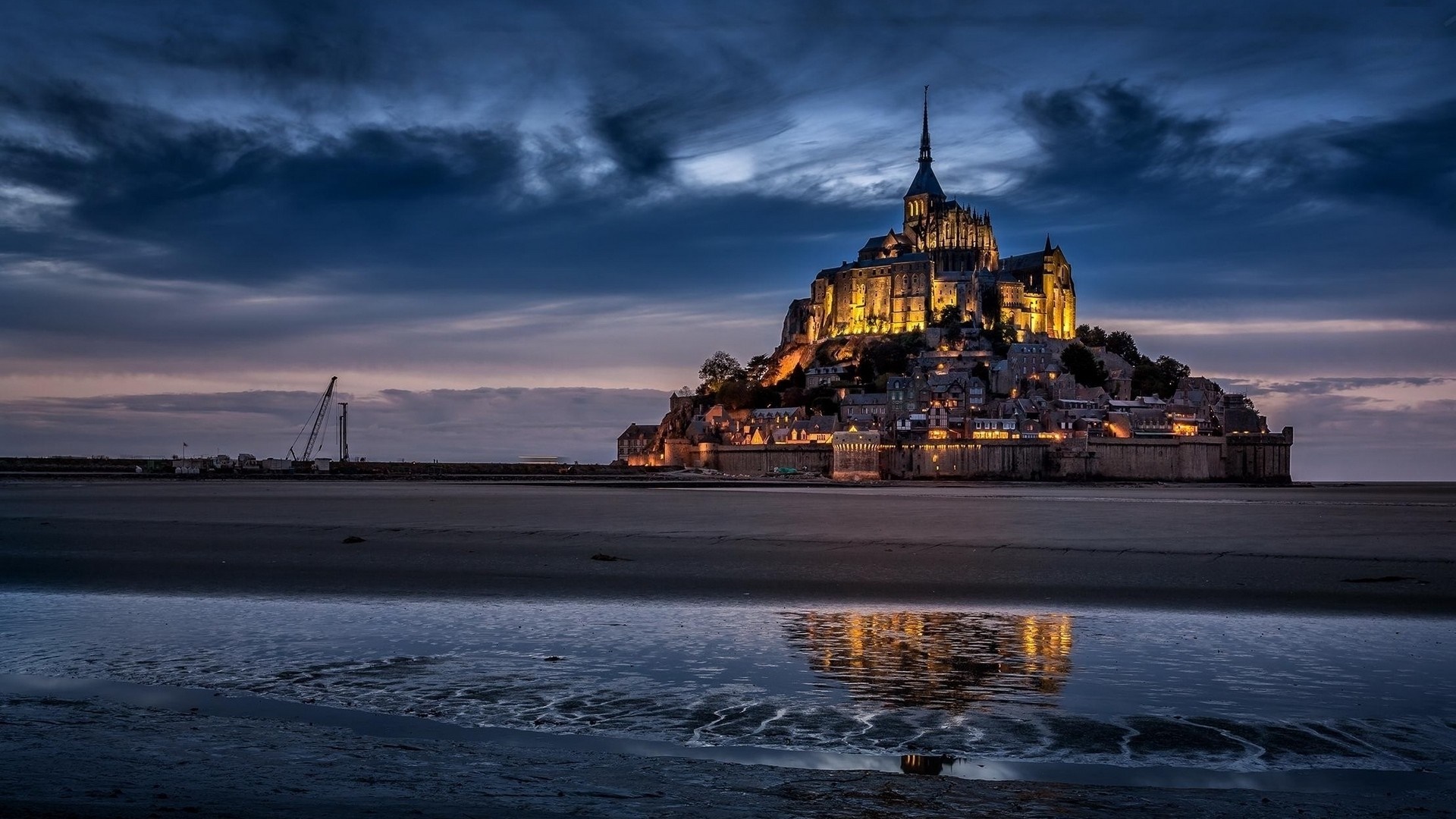 Mont Saint-Michel At Sunrise Wallpapers