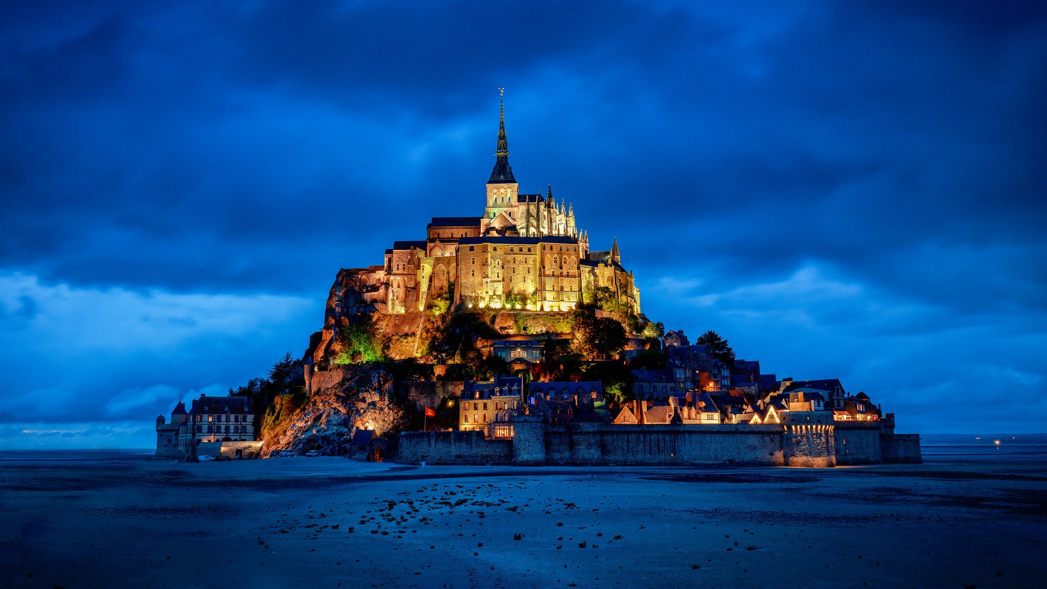 Mont Saint-Michel At Sunrise Wallpapers