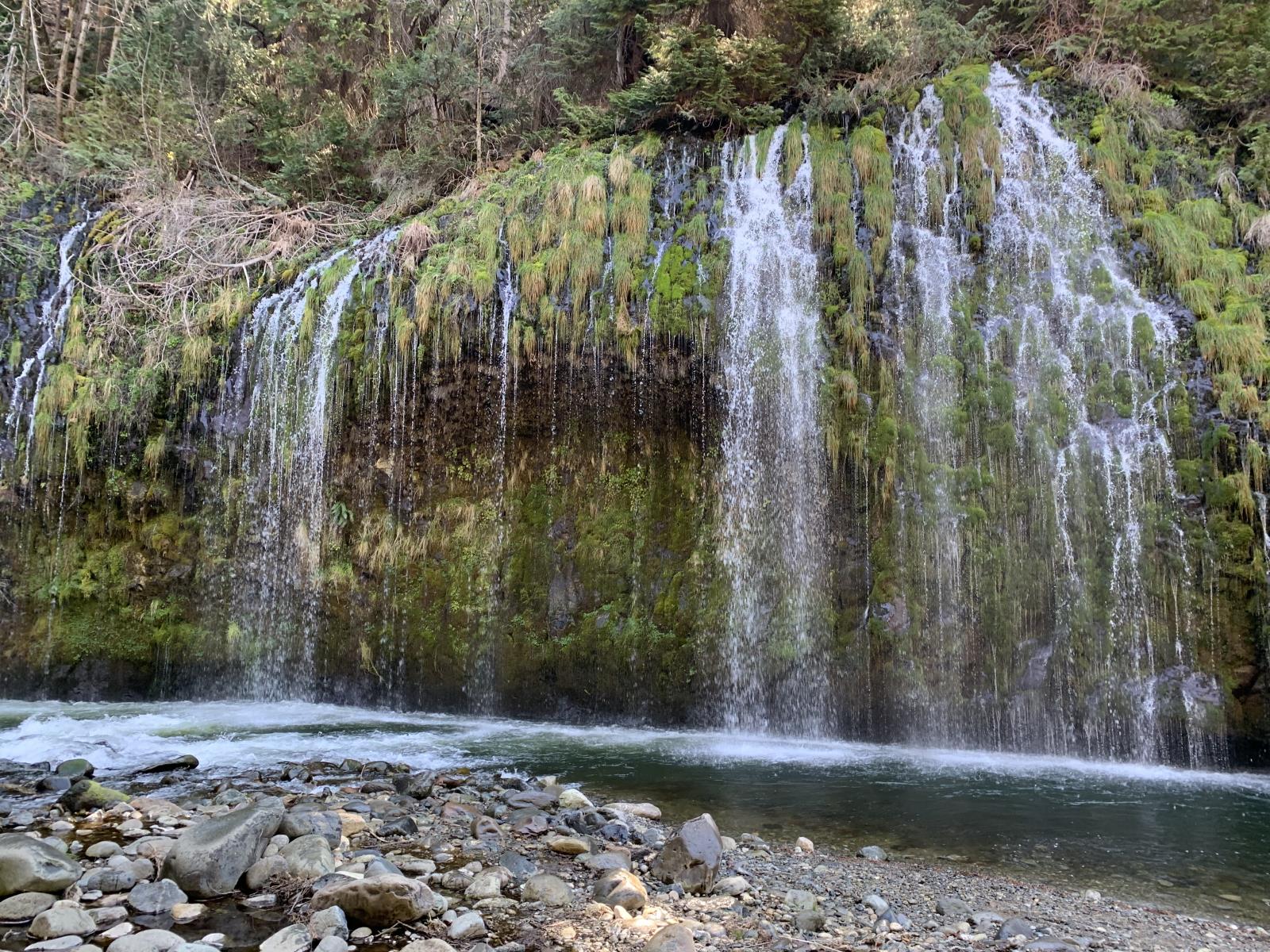 Mossbrae Falls Wallpapers