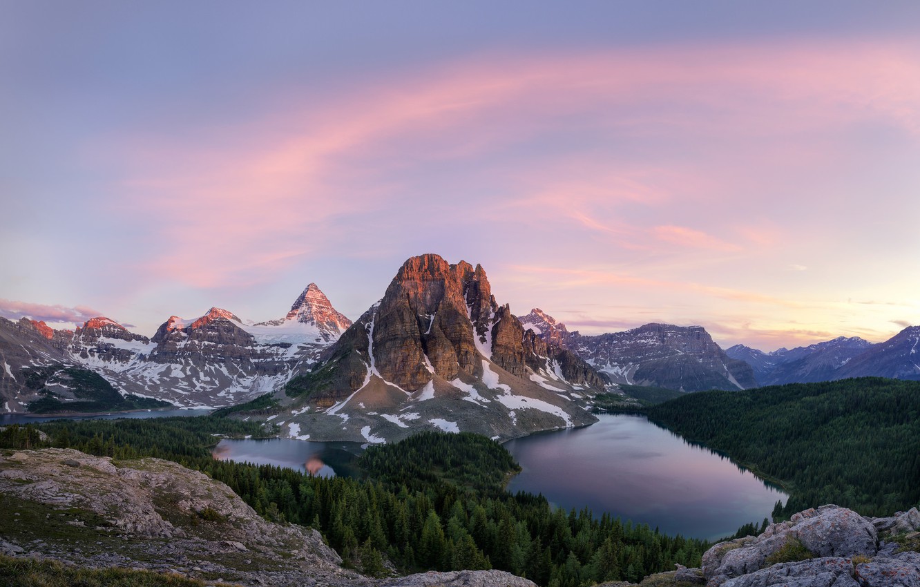 Mount Assiniboine Wallpapers