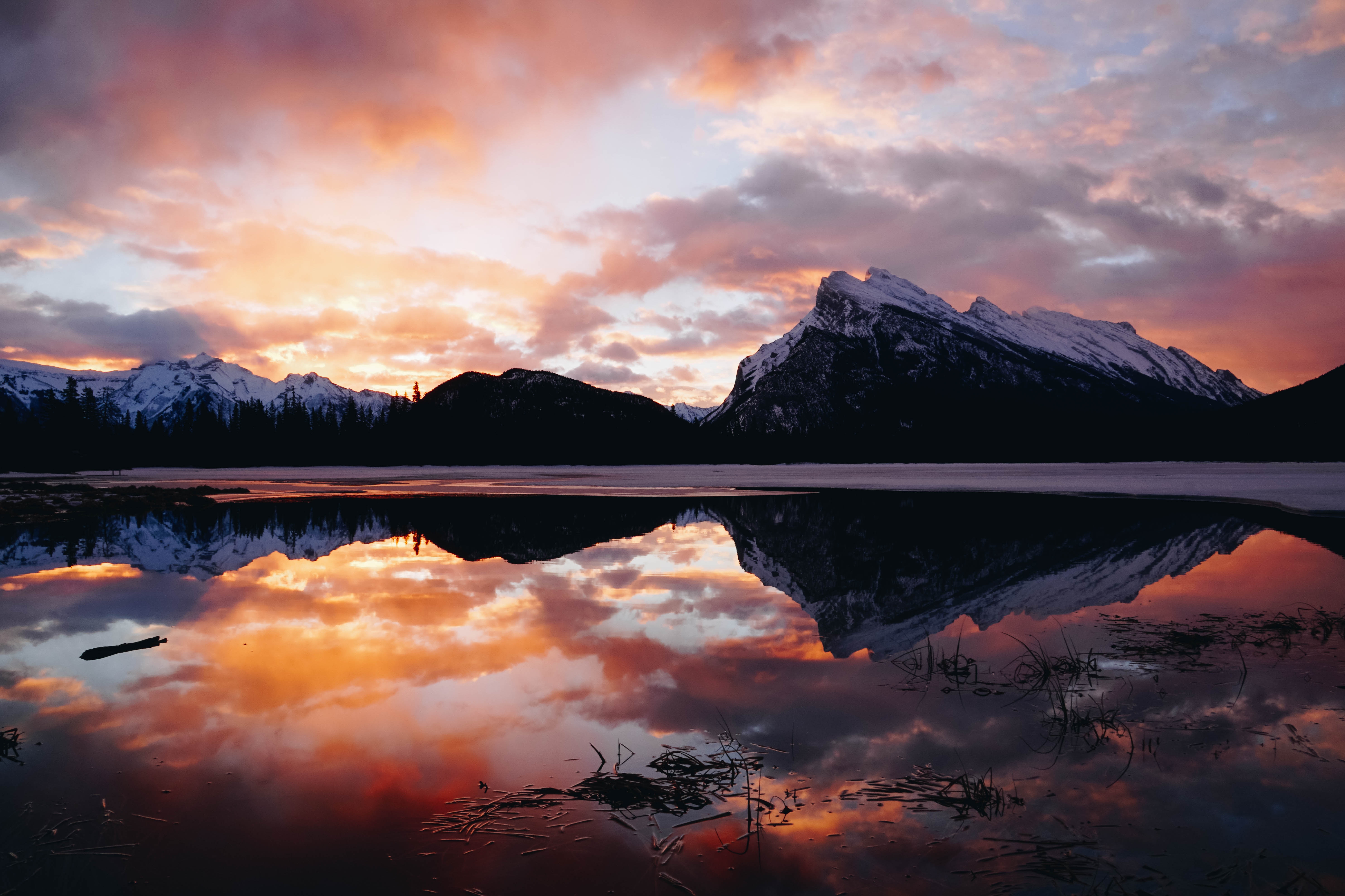 Mountain Reflection Over Lake In Dawn Wallpapers