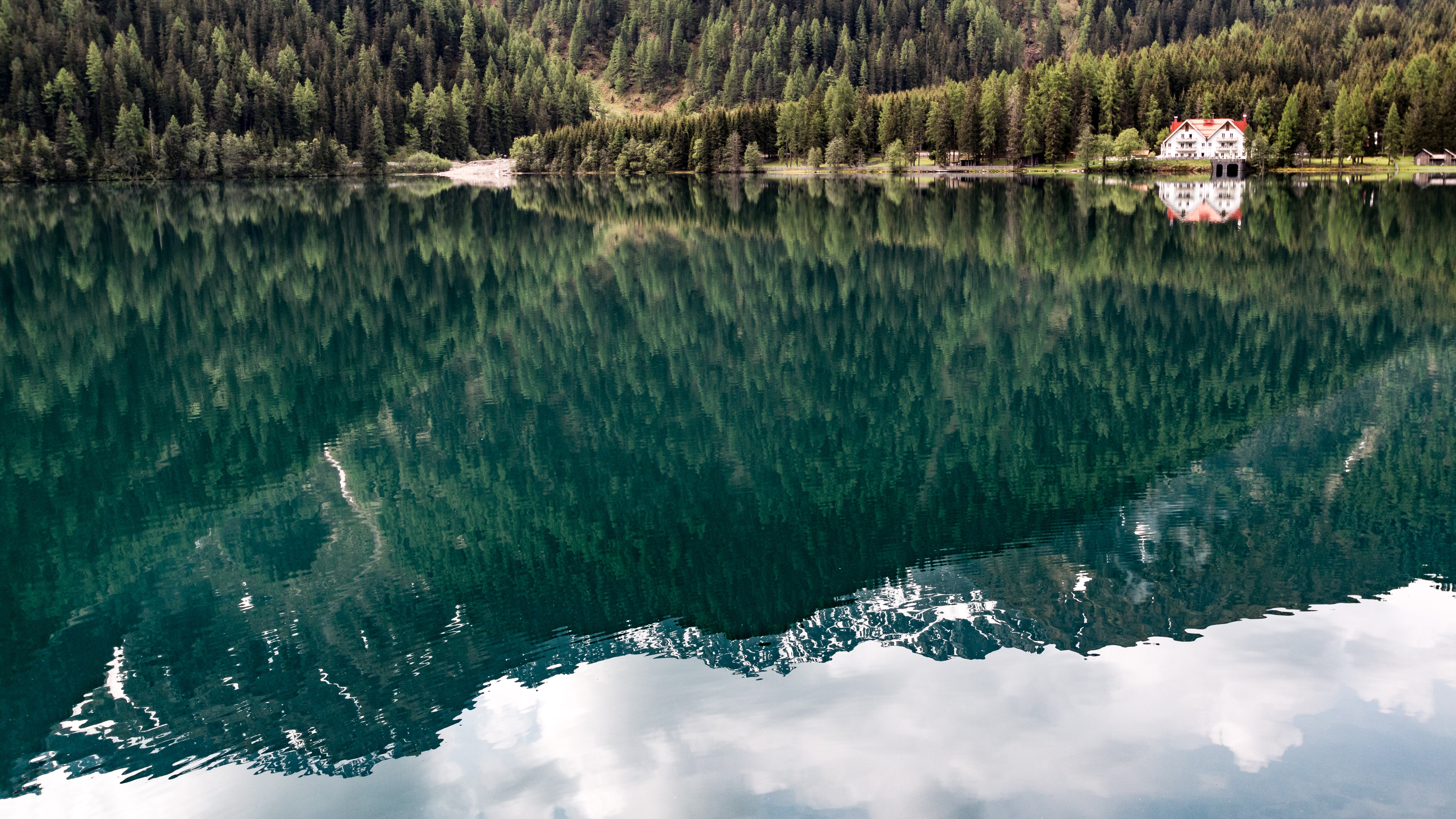 Mountain Reflection Over Lake In Dawn Wallpapers