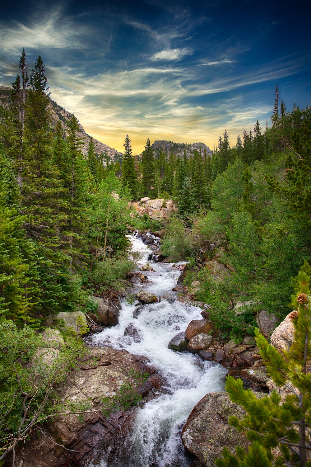 Mountain Streams Wallpapers