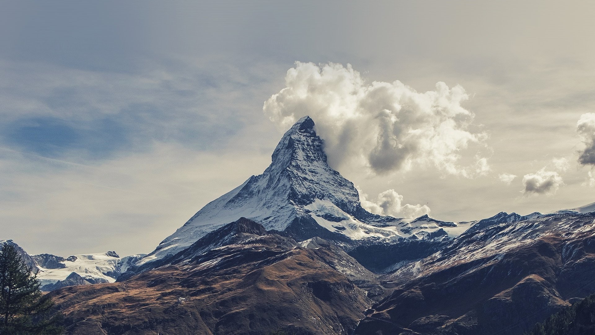 Mountains In Clouds Wallpapers