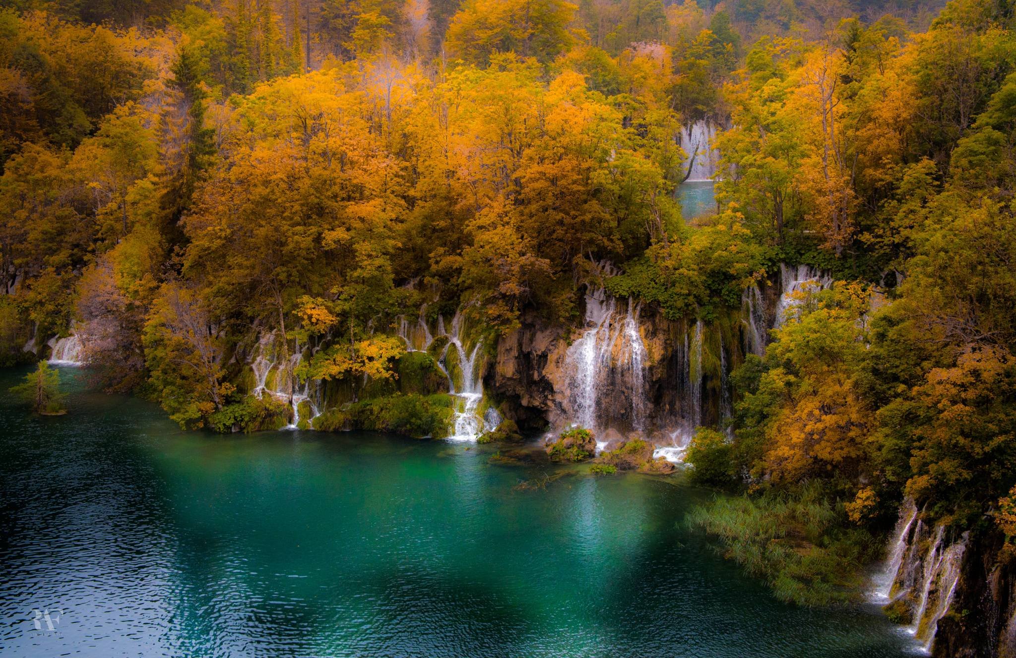 Plitvice Lakes National Park Wallpapers