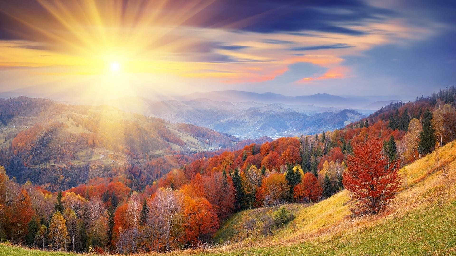 Pretty Scenery Mountains In Sunshine Wallpapers