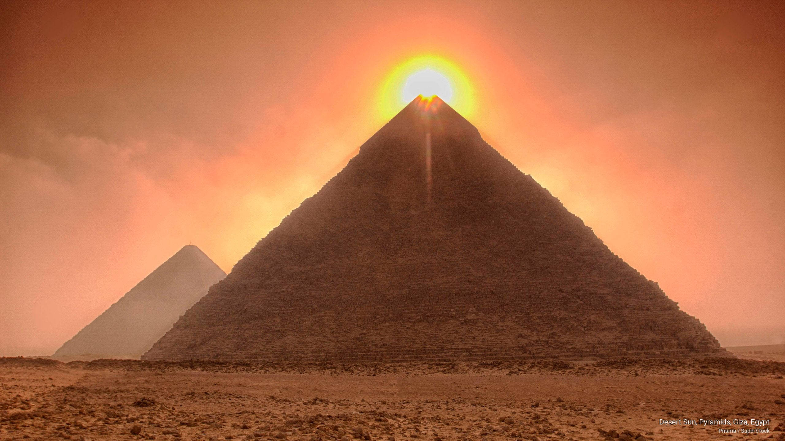 Pyramid In Desert Wallpapers