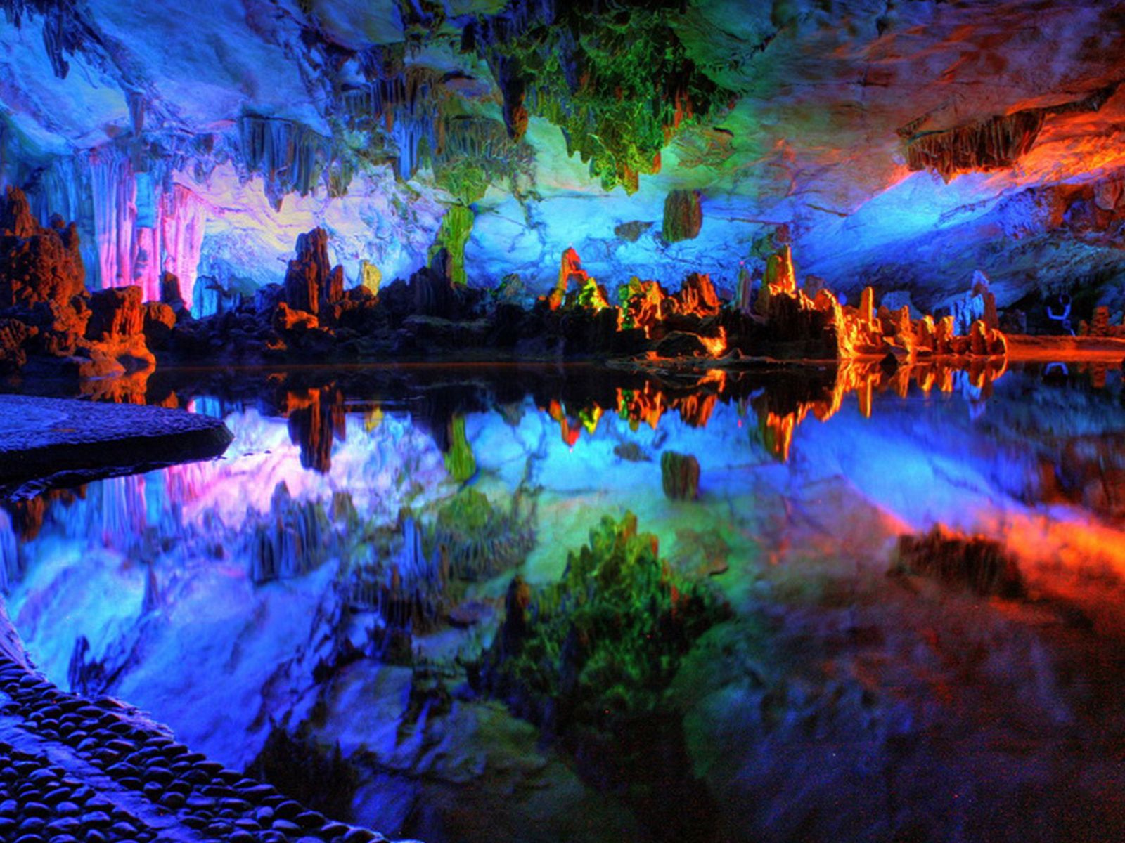 Reed Flute Cave Wallpapers