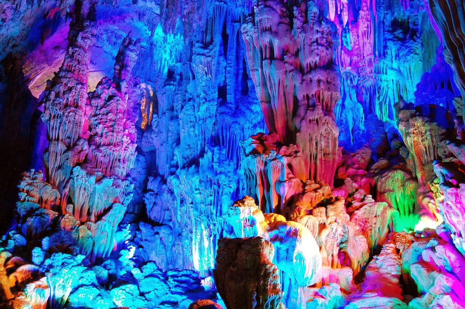 Reed Flute Cave Wallpapers