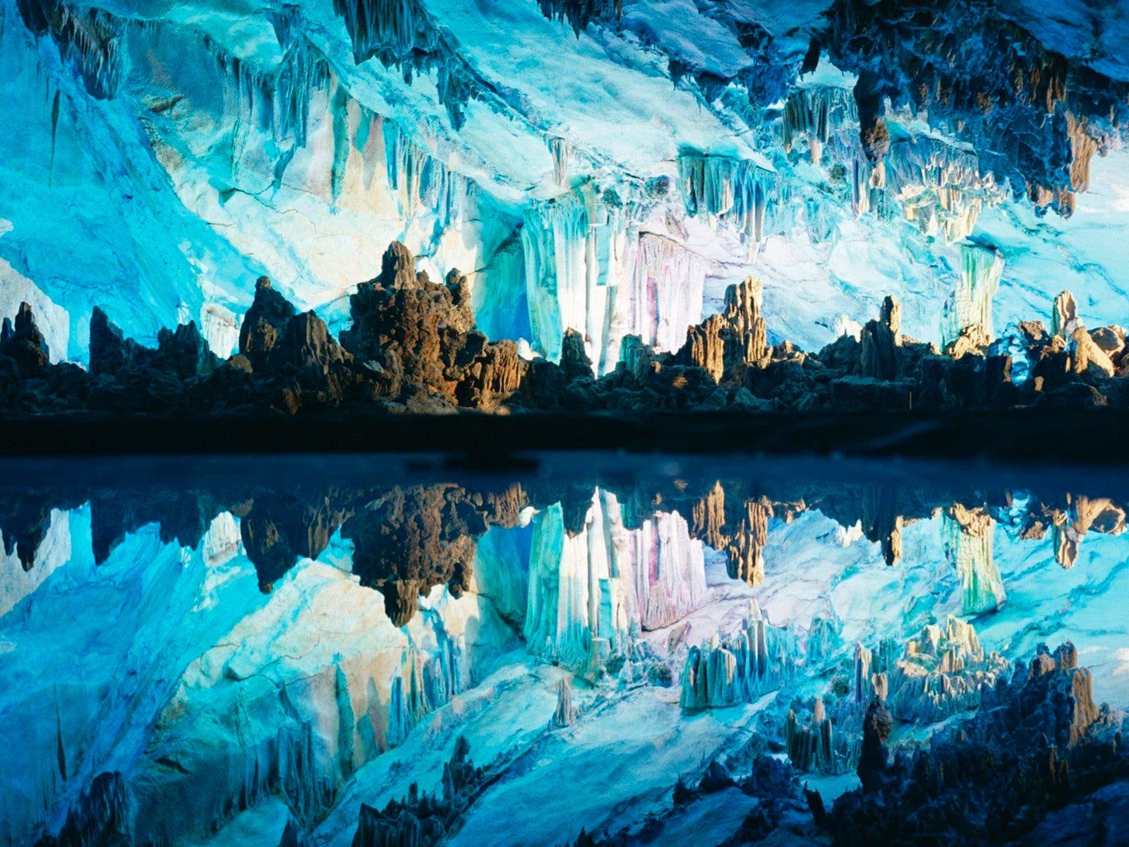 Reed Flute Cave Wallpapers