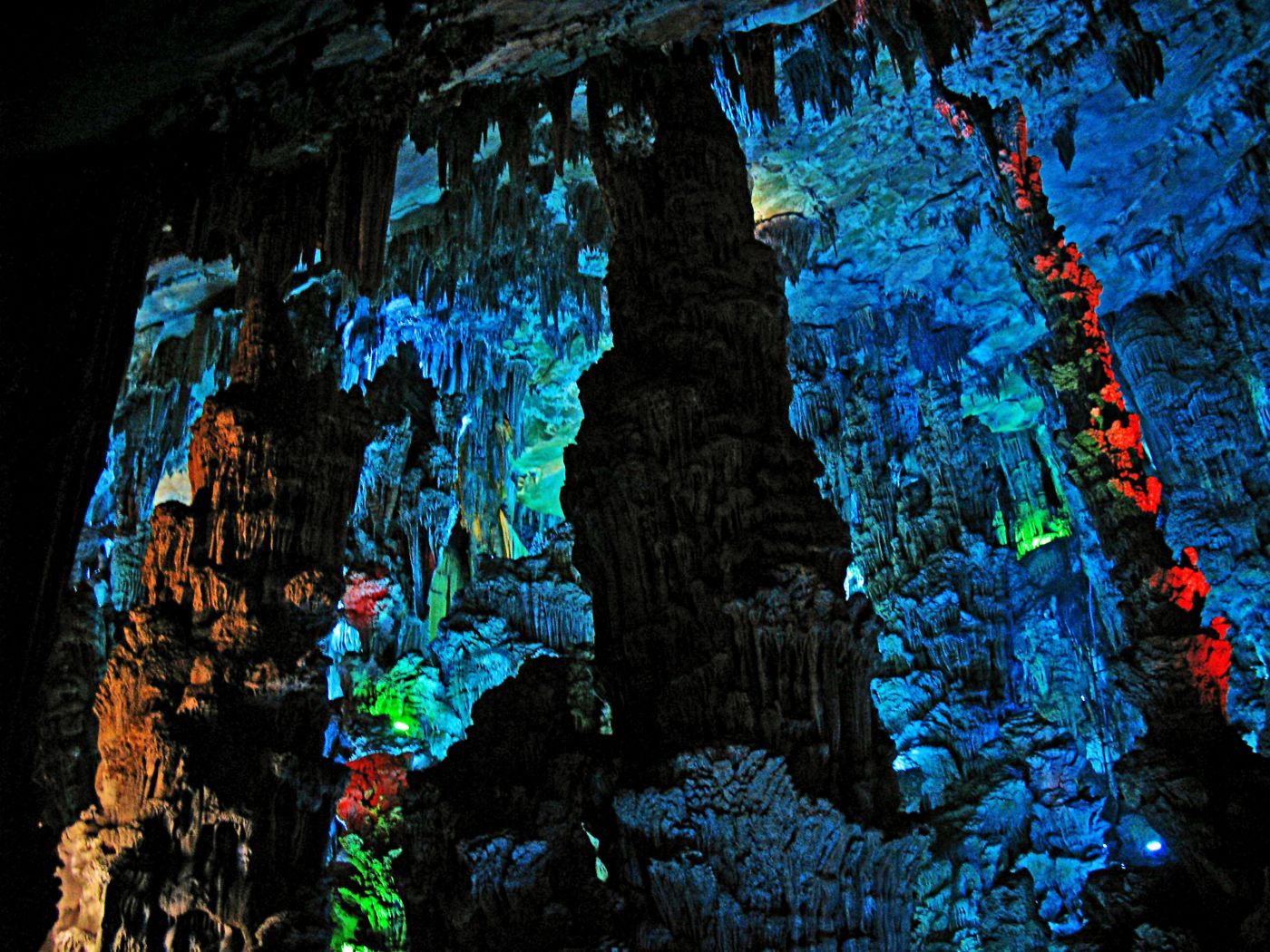 Reed Flute Cave Wallpapers