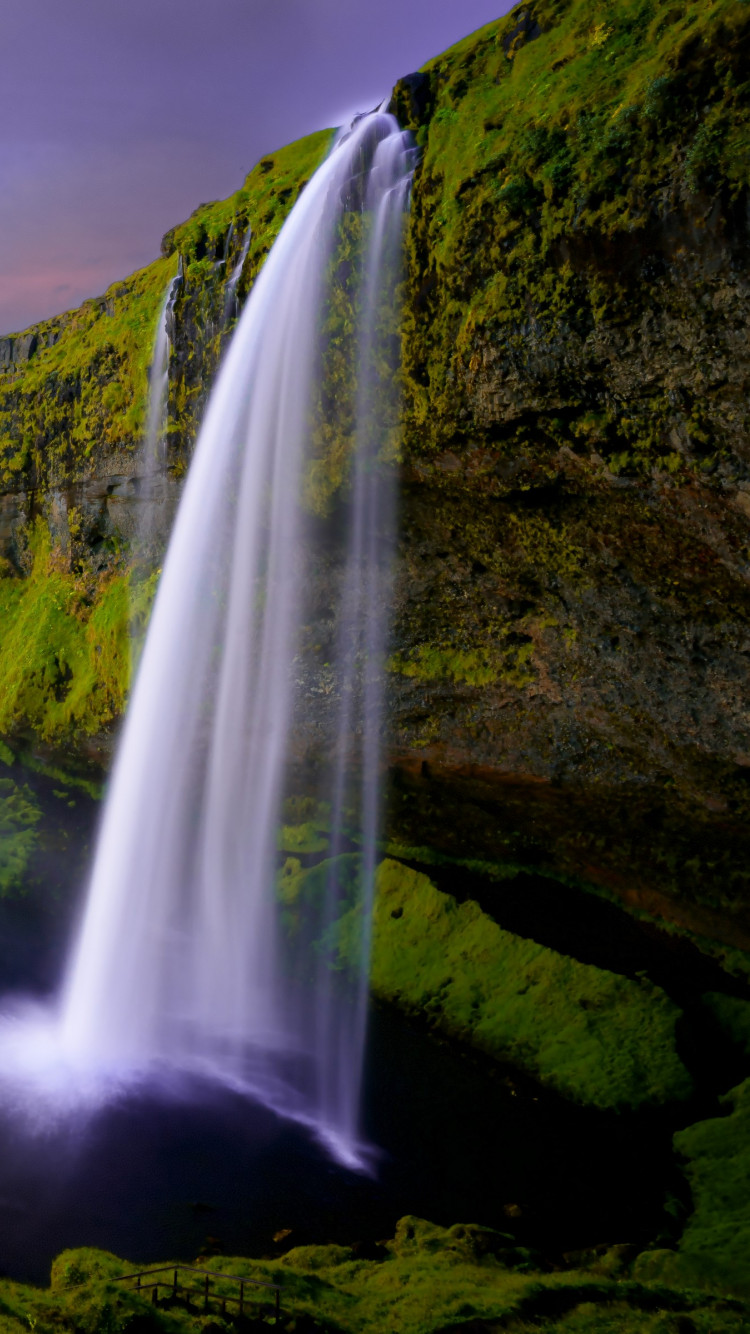 Seljalandsfoss 4K Waterfall Wallpapers