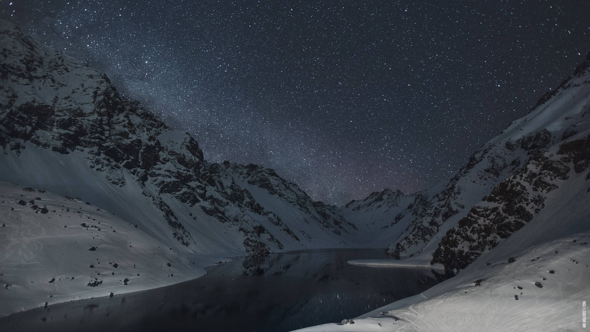 Snowy Mountains At Starry Night Wallpapers