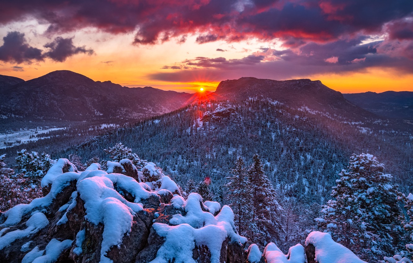 Sunrise On The Winter Mountain Wallpapers