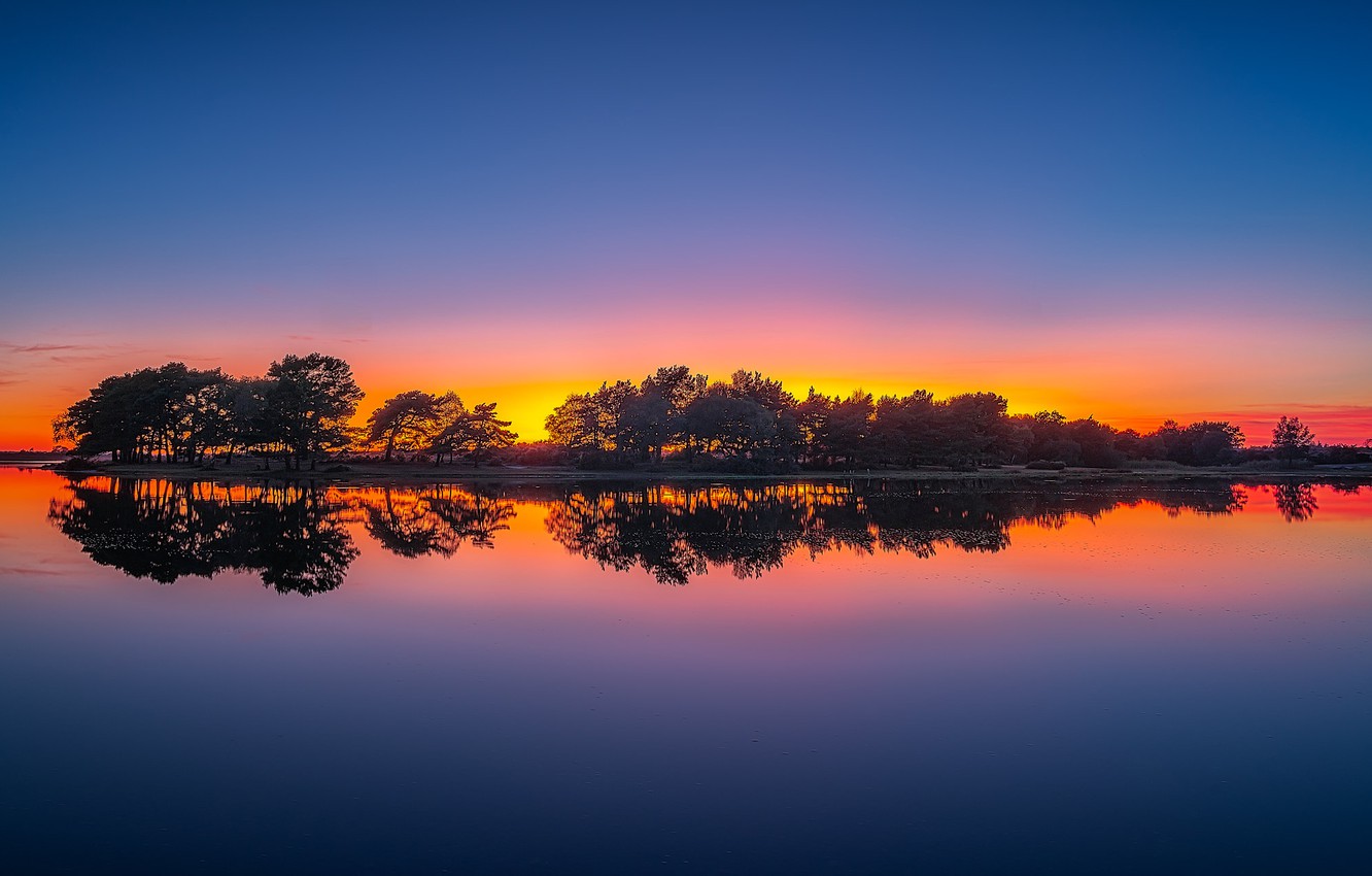 Sunrise Reflection On Lake Wallpapers