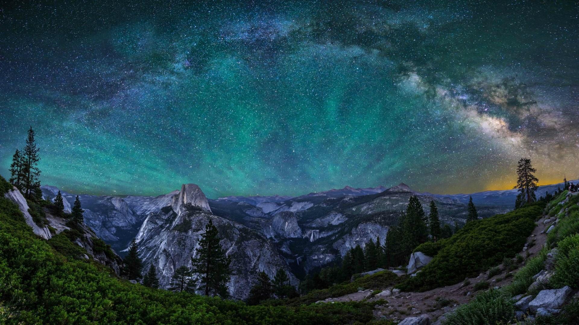 Yosemite National Park Star Trail Wallpapers