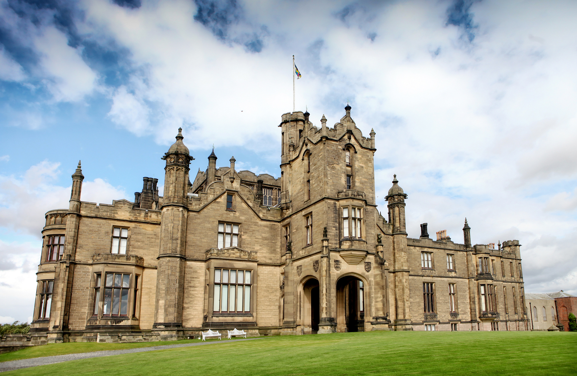 Allerton Castle Wallpapers