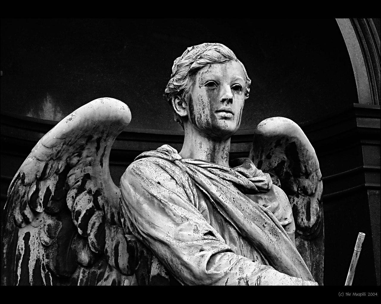 Angel Statue Wallpapers