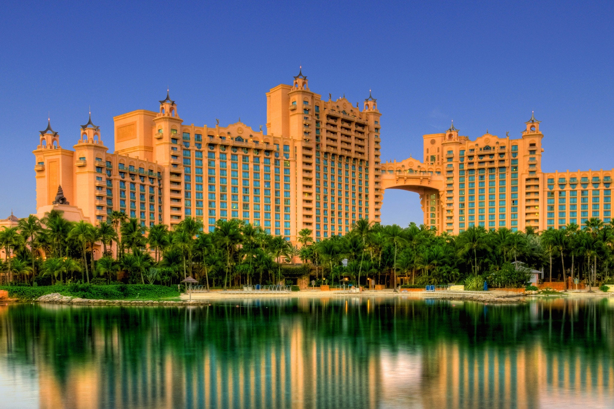 Atlantis Paradise Island Wallpapers