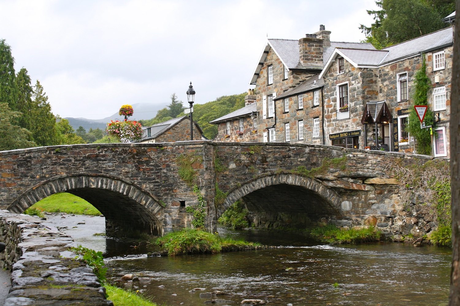 Beddgelert Wallpapers