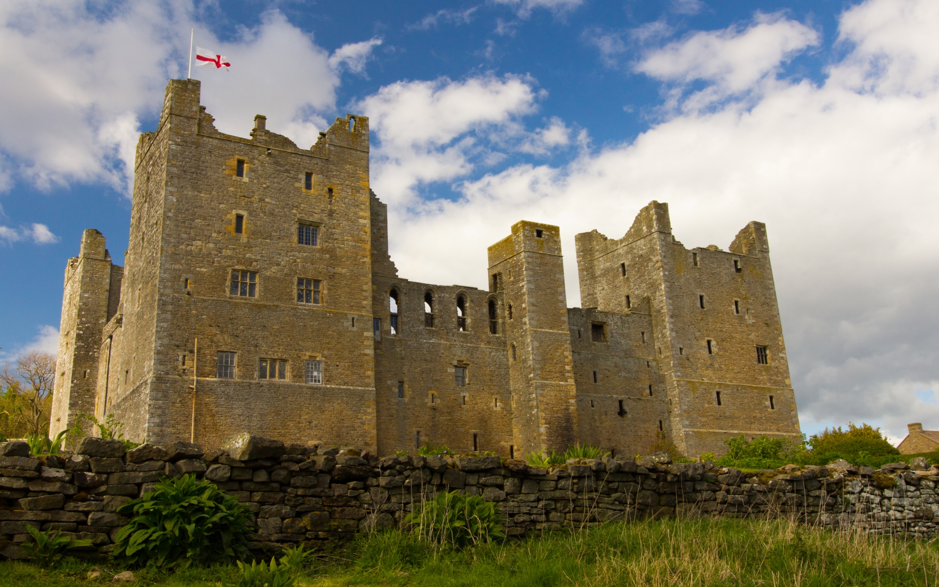 Bolton Castle Wallpapers