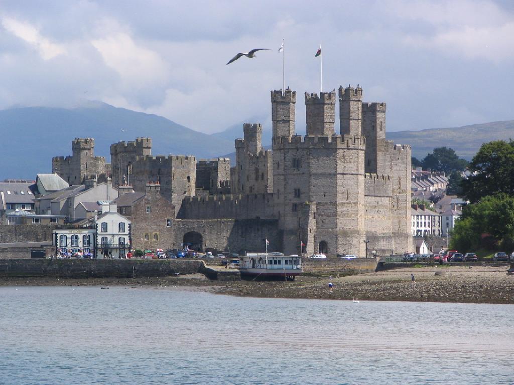 Caernarfon Castle Wallpapers