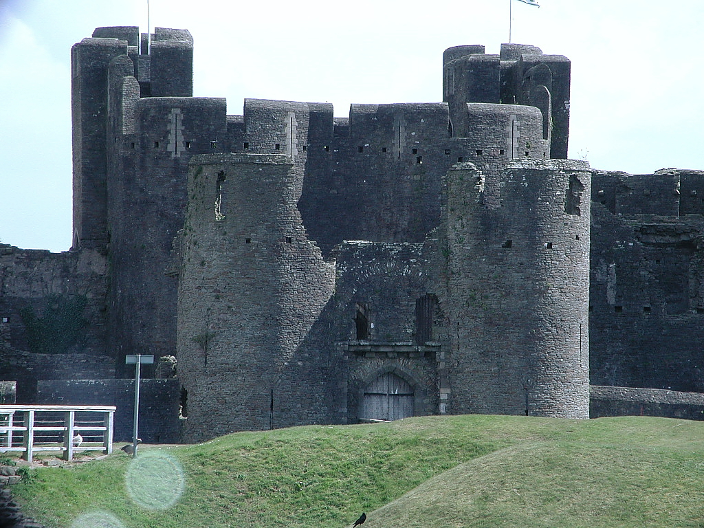 Caerphilly Castle Wallpapers