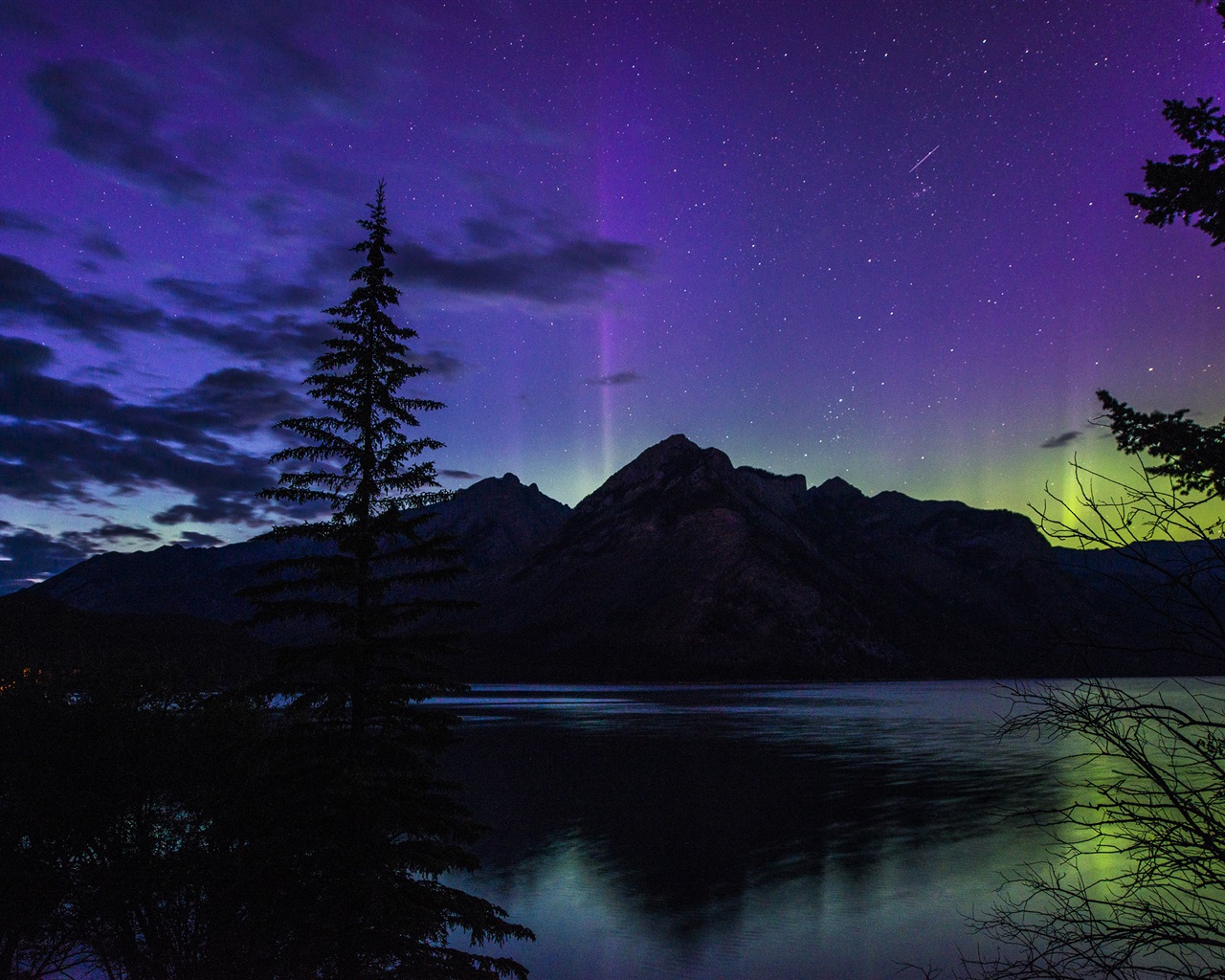 Canada Mountains View At Night Wallpapers