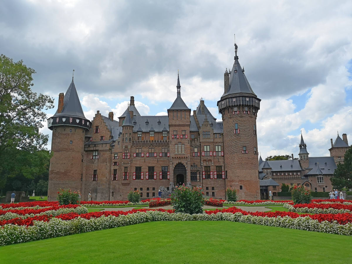 Castle De Haar Wallpapers