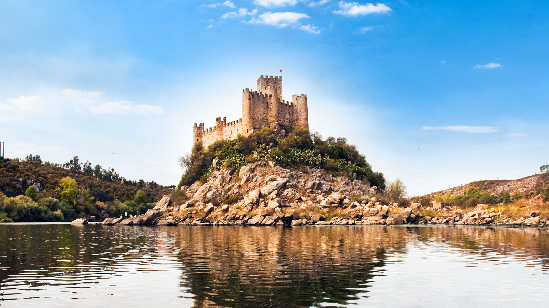 Castle Of Almourol Wallpapers