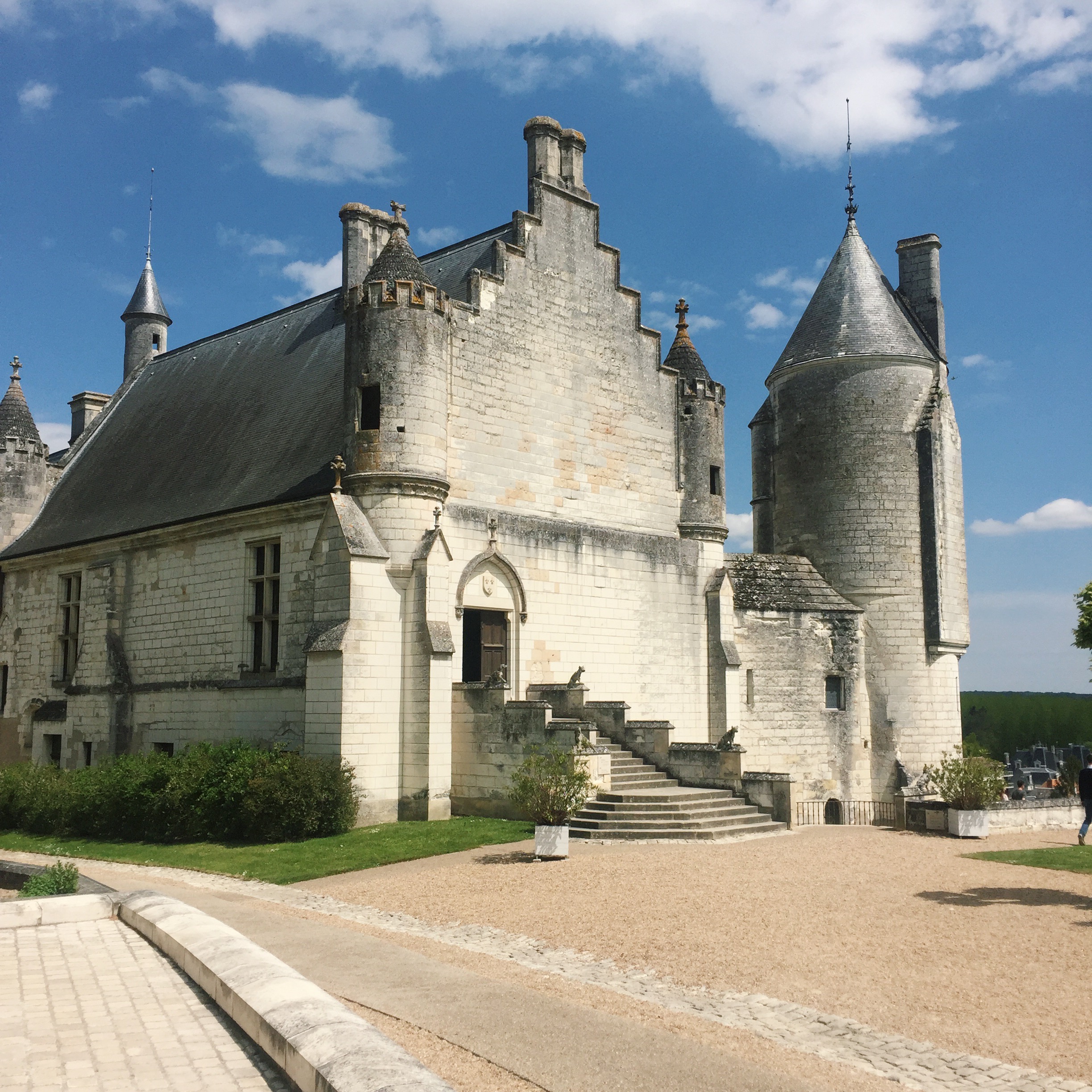 Chateau De Loches Wallpapers