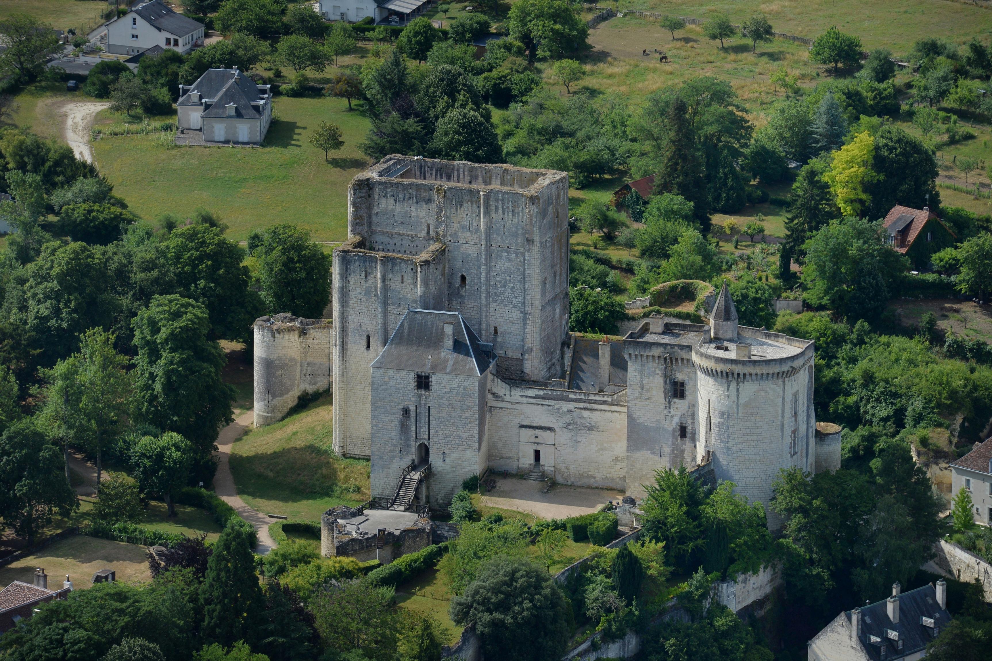 Chateau De Loches Wallpapers