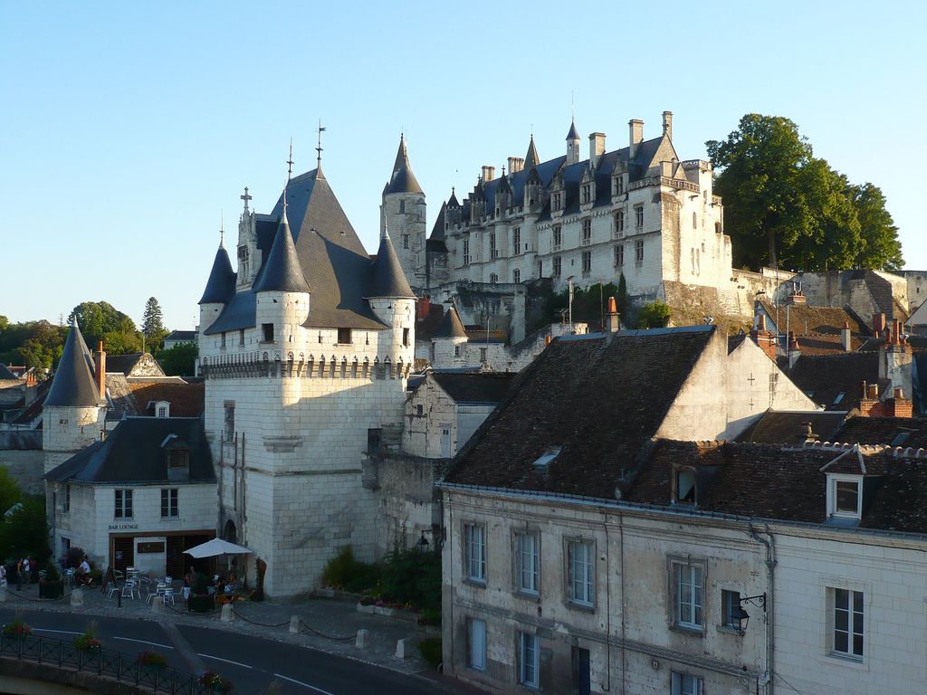 Chateau De Loches Wallpapers