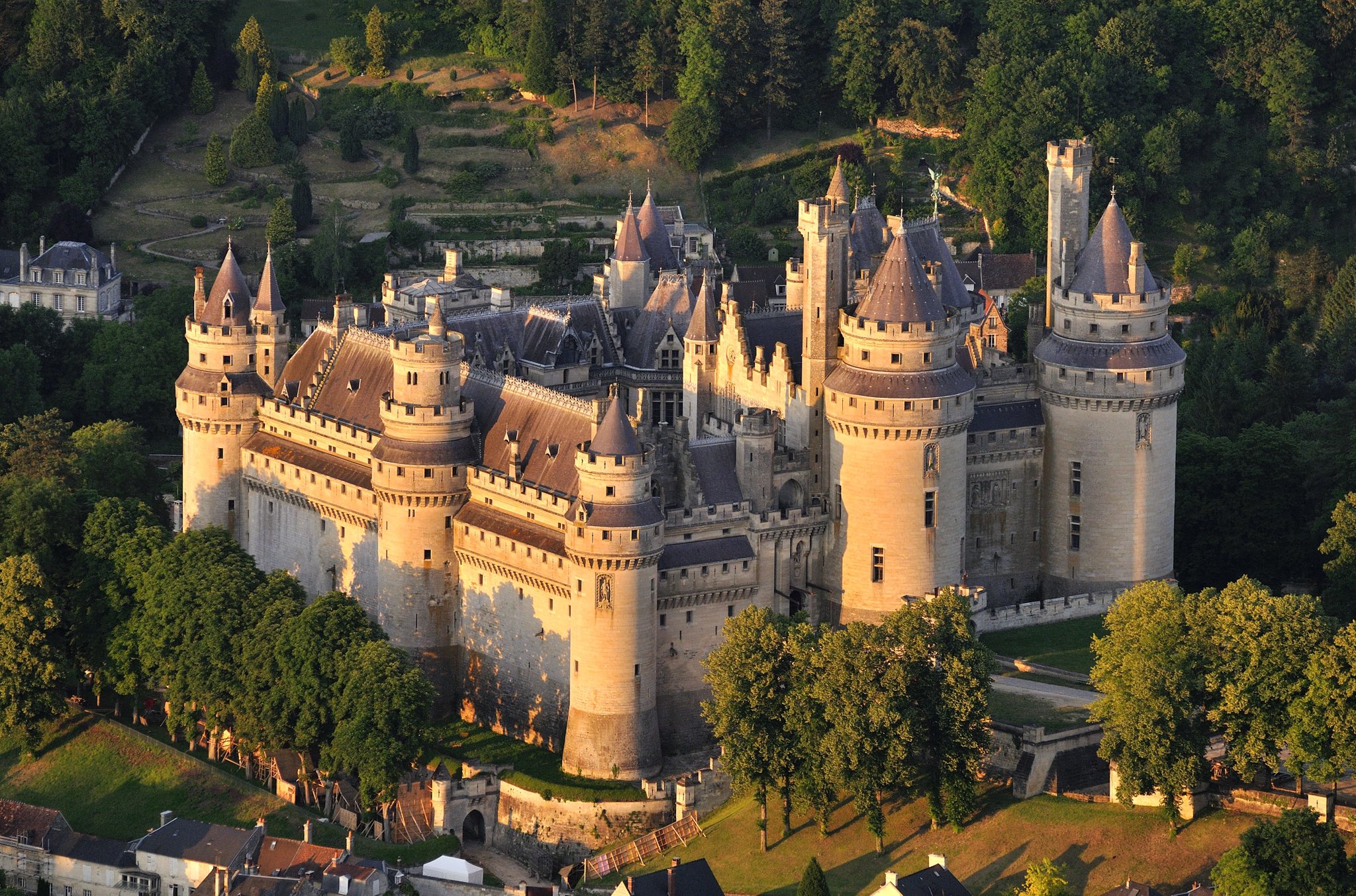 Chateau De Pierrefonds Wallpapers