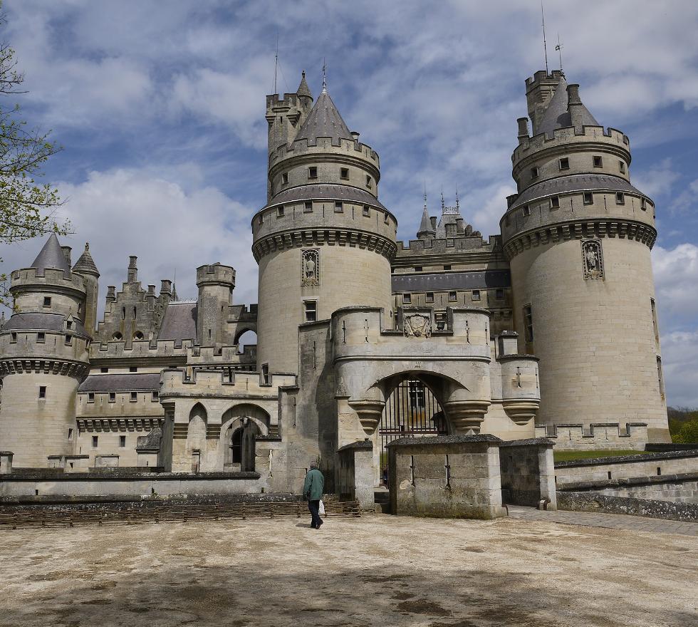 Chateau De Pierrefonds Wallpapers