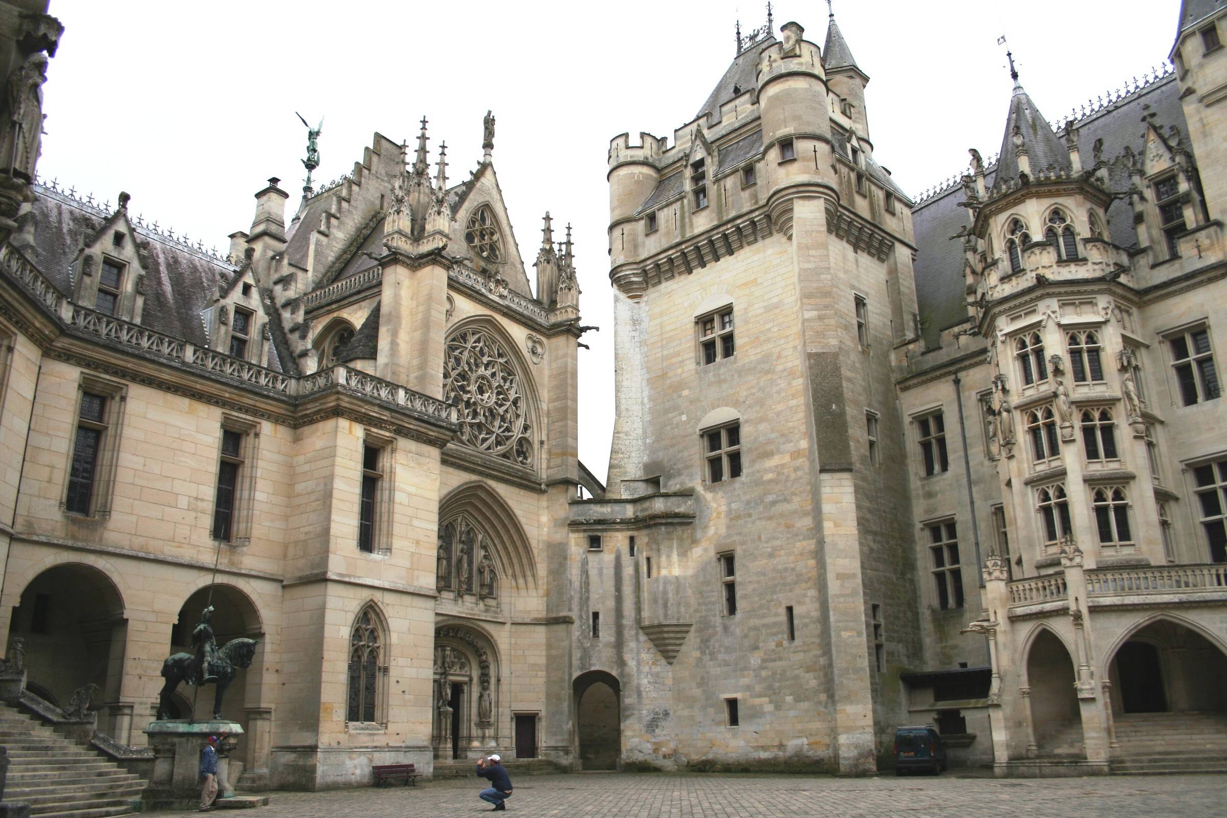 Chateau De Pierrefonds Wallpapers