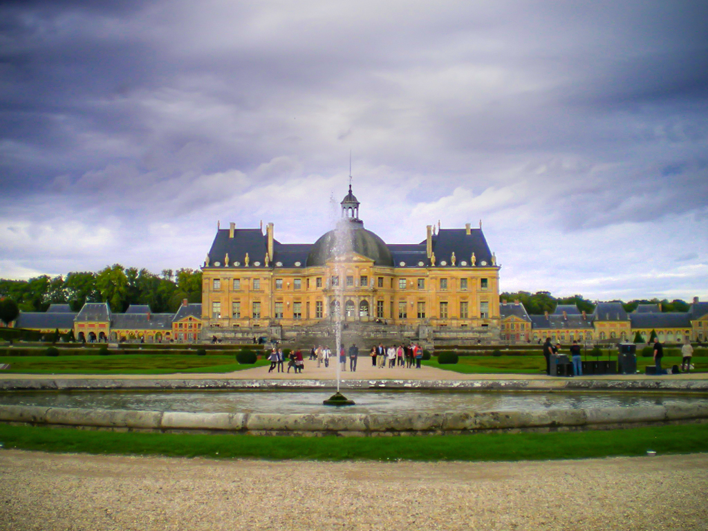 Chateau De Vaux-Le-Vicomte Wallpapers