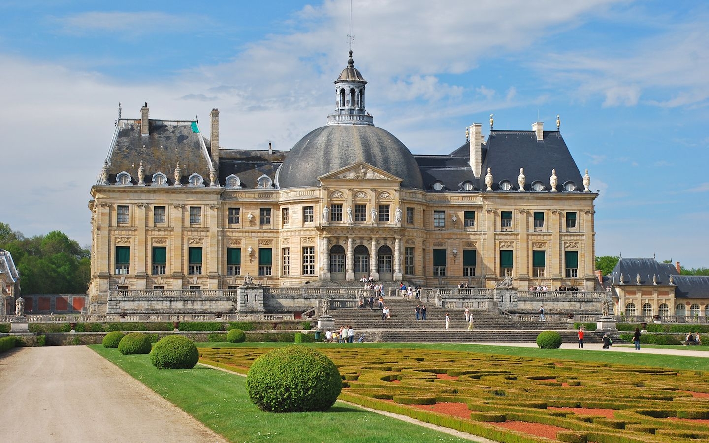 Chateau De Vaux-Le-Vicomte Wallpapers