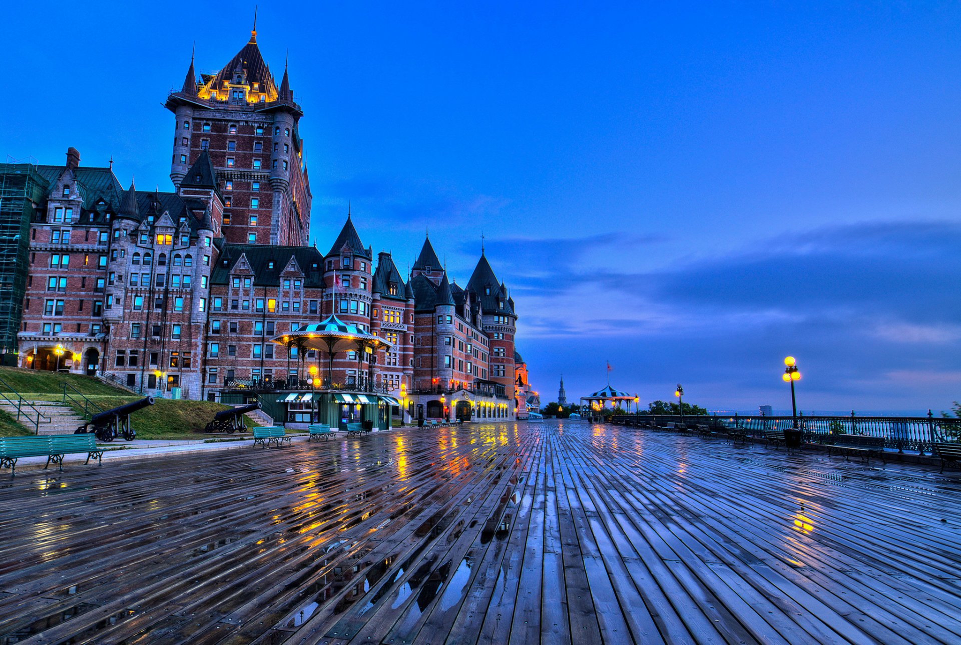 Chateau Frontenac Wallpapers