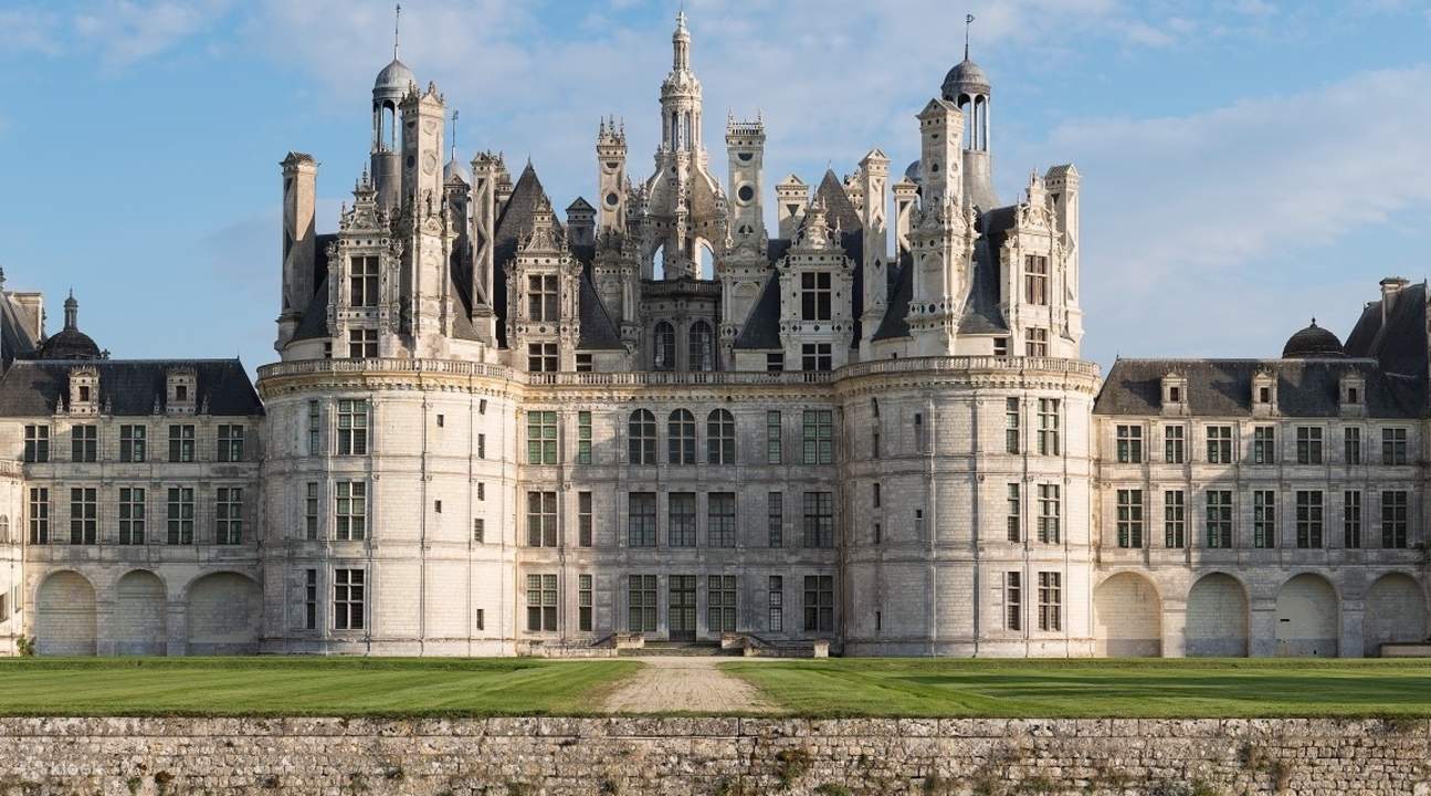 Chateaux Of The Loire Valley Wallpapers