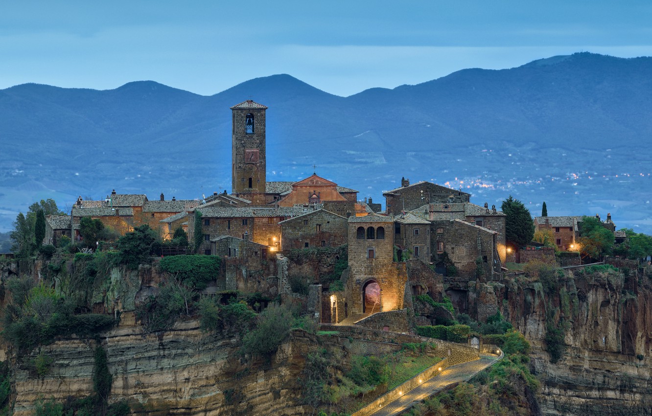 Civita Di Bagnoregio Town Wallpapers