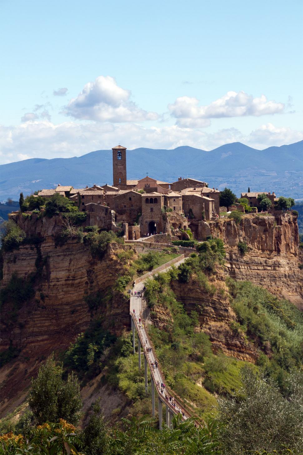 Civita Di Bagnoregio Town Wallpapers