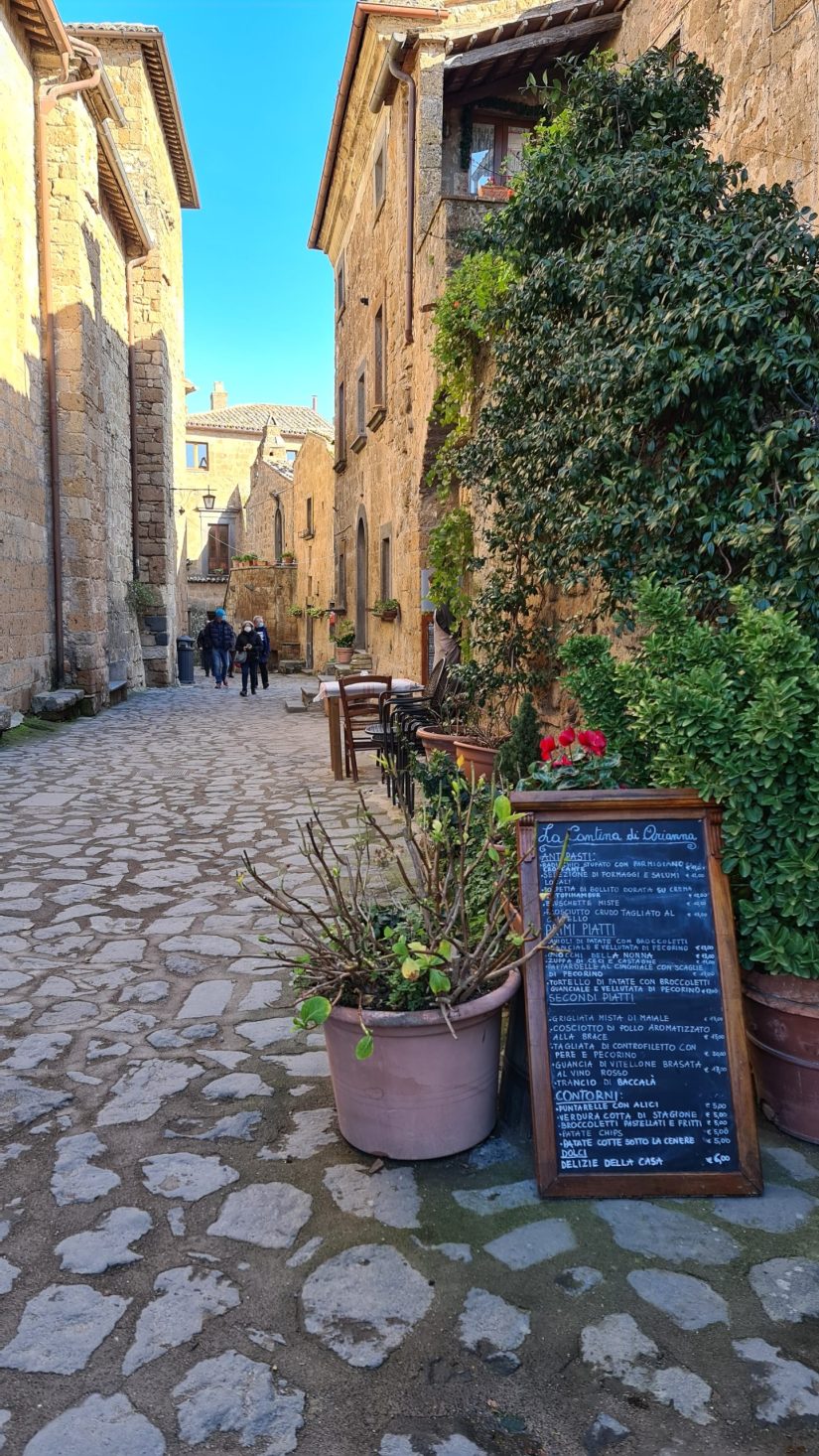 Civita Di Bagnoregio Town Wallpapers