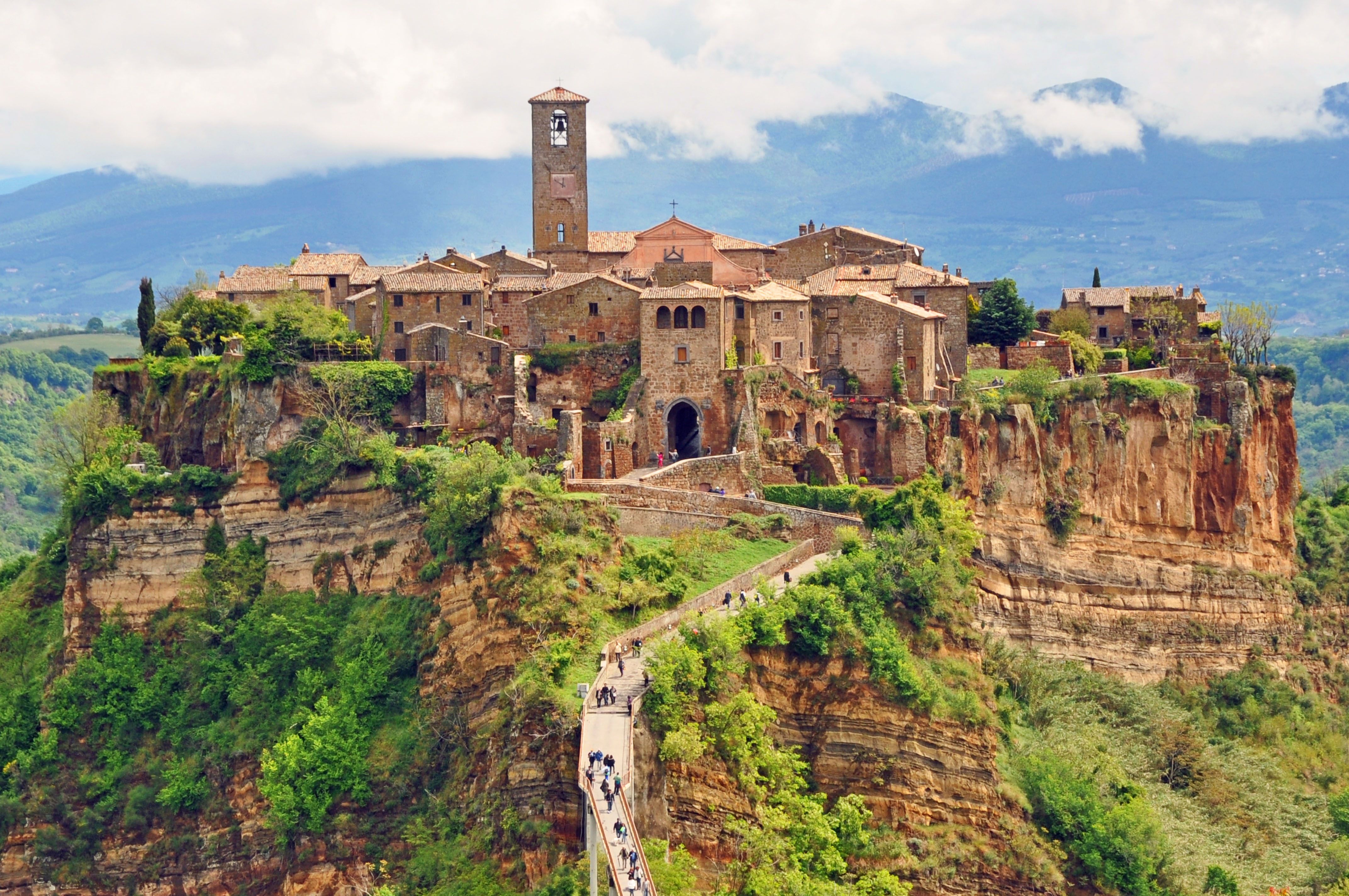 Civita Di Bagnoregio Town Wallpapers